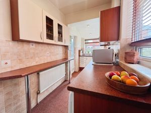Kitchen- click for photo gallery